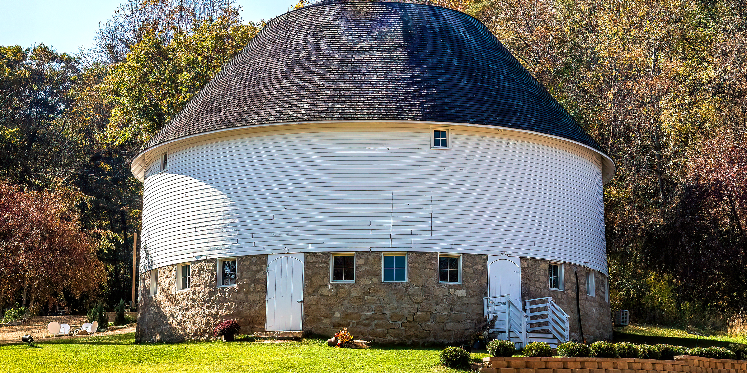 Round Barn Farm B & B and Event Center | Source: Shutterstock