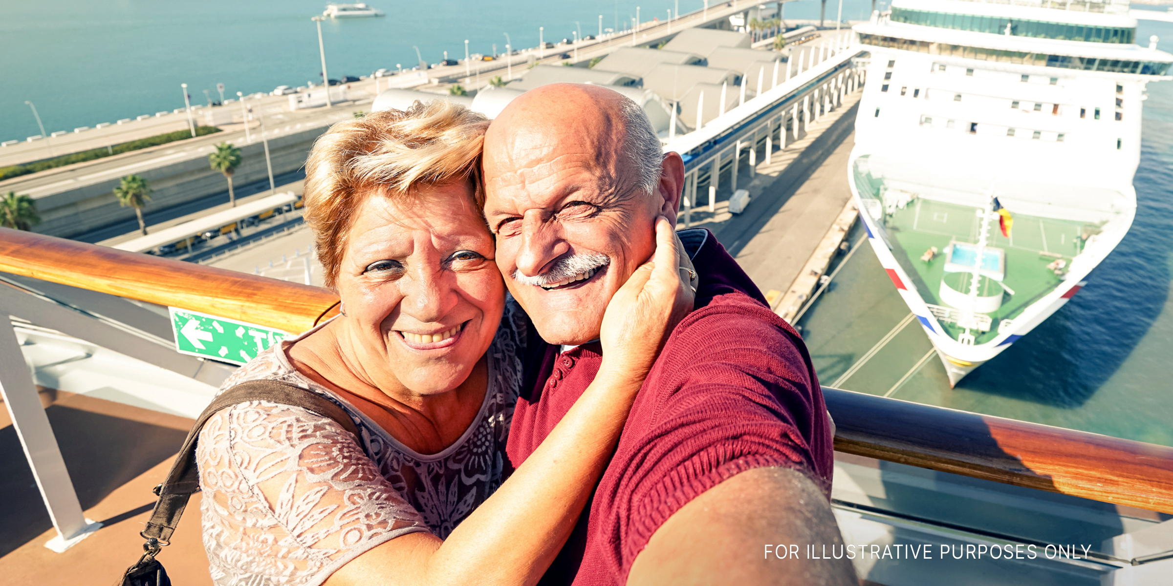 An elderly couple going on a cruise vacation | Source: Shutterstock